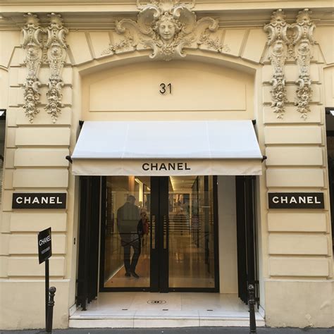 buying vintage chanel in paris|biggest chanel store in paris.